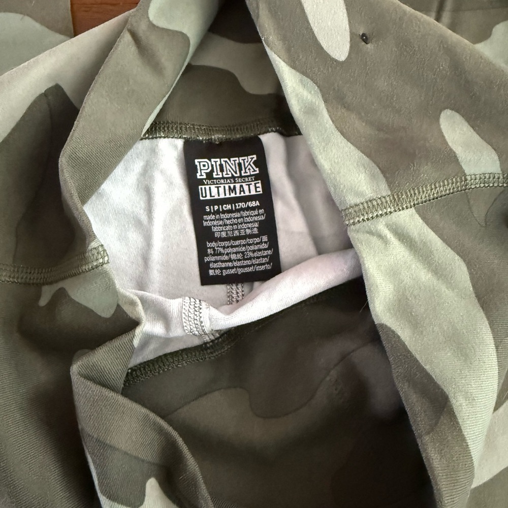 PINK Victoria's Secret Olive Green Camo leggings
